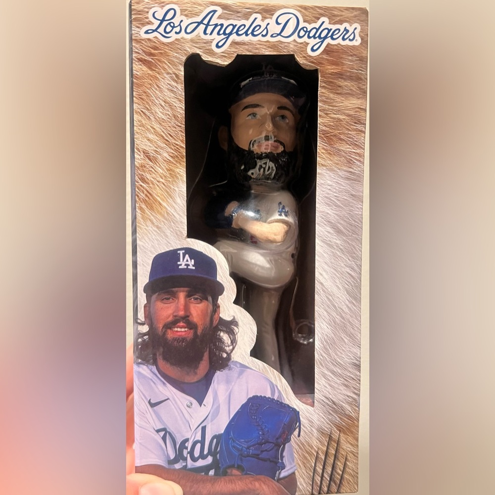 Los Angeles Dodgers Blue & White Pitcher Bobblehead - Team Logo